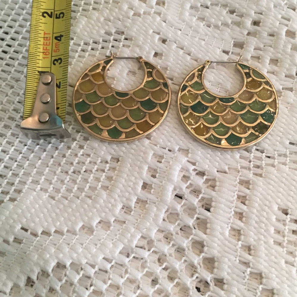 Apt. 9 Fish Scale Earrings - Picture 3 of 4